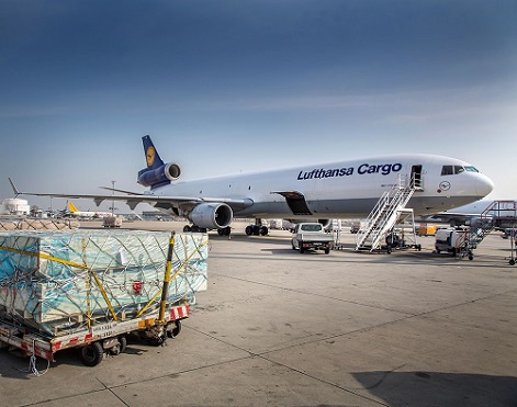 航班大量取消，時效延誤，空派價格爆破70/KG